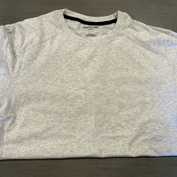 Mens Kenneth Cole t-shirt - Picture 1 of 2